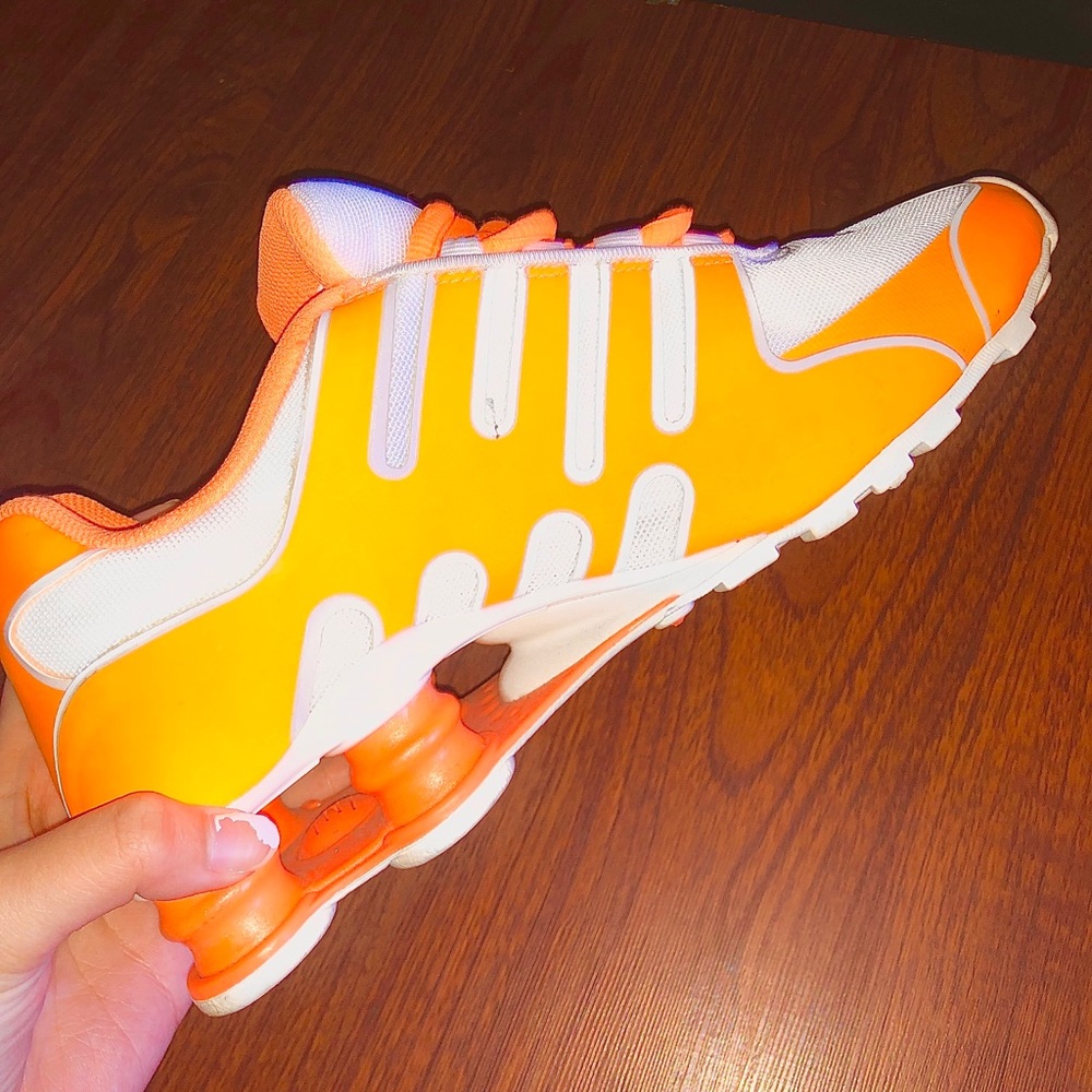 ORANGE AND WHITE NIKE SHOX STREETWEAR WOMENS